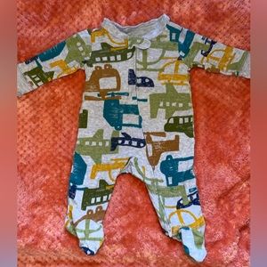 6 Carter’s 3M boys sleepers! Like new! No stains 🐯🦊🐸